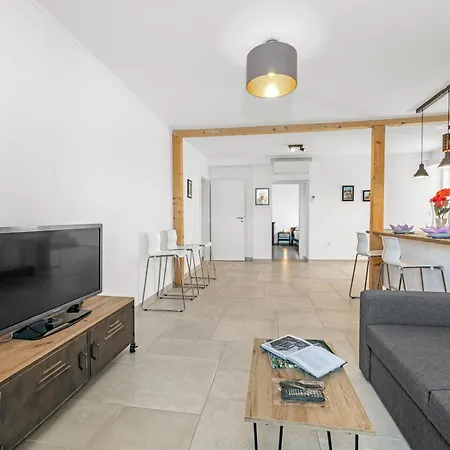 Apartament Suncani Krovovi Pula